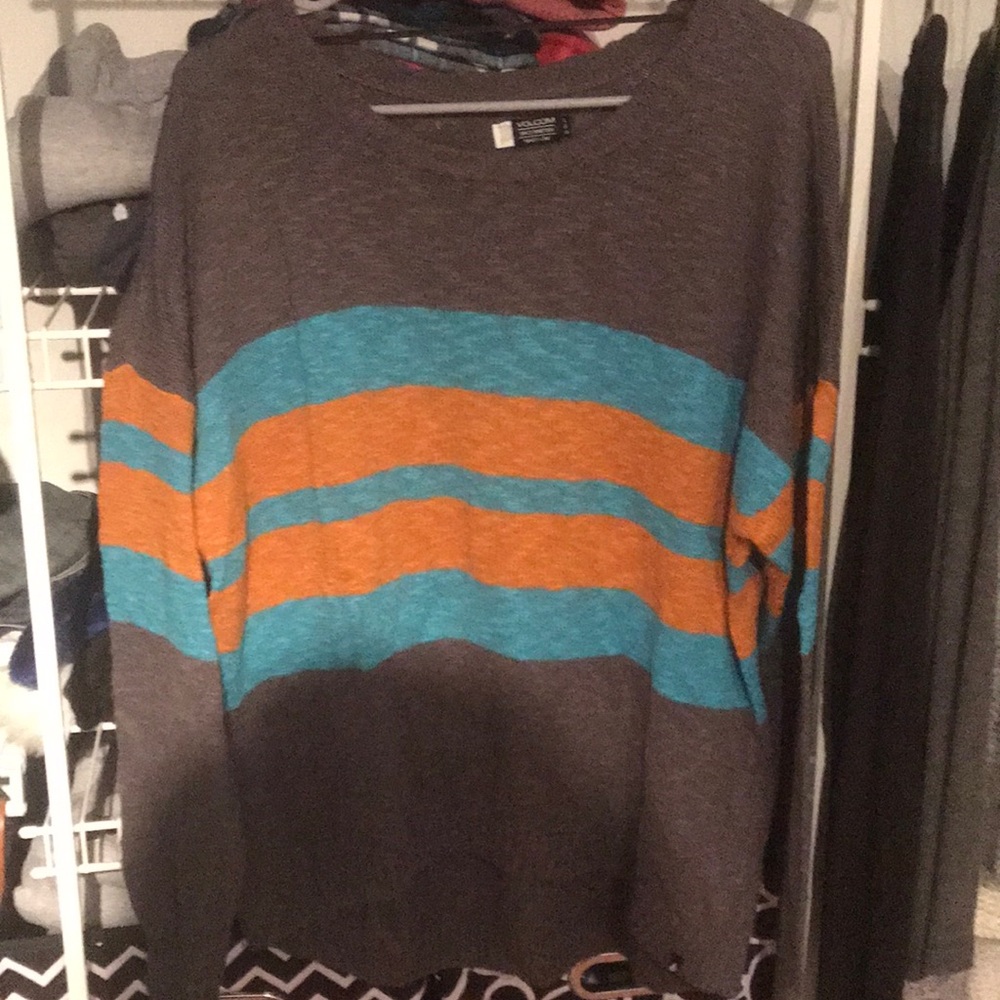 Lightweight sweater